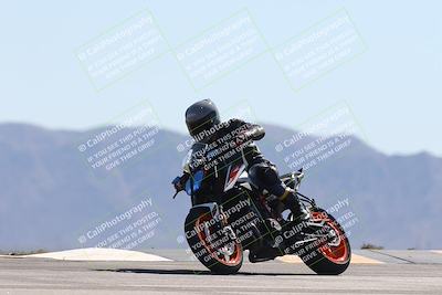 media/Oct-13-2025-Moto Forza (Mon) [[a66d839500]]/3-B Group/Session 4 (Turn 9)/